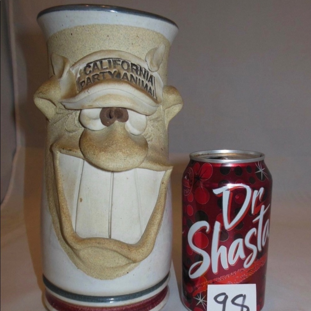 VINTAGE RARE STONEWARE POTTERY CLAY FUNNY FACE TALL MUG STEIN